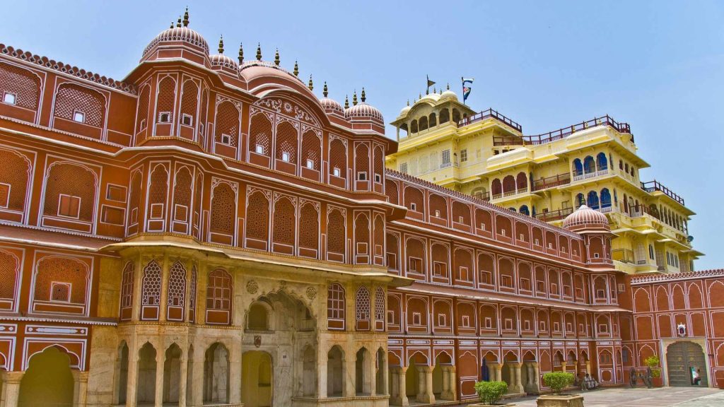 Viaggio di gruppo India Rajasthan-palazzo-jaipur